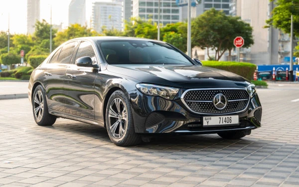 Mercedes E200