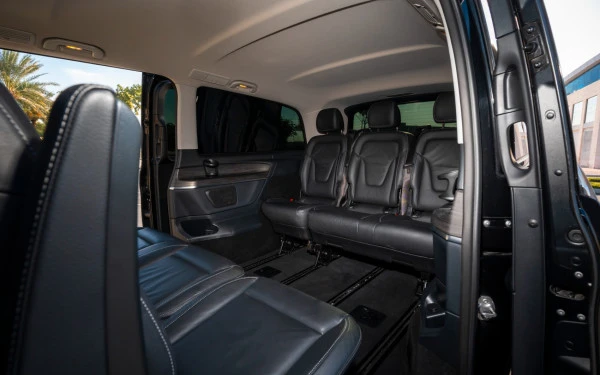  Black Mercedes V300 Avantgarde Extra Long Photo 13